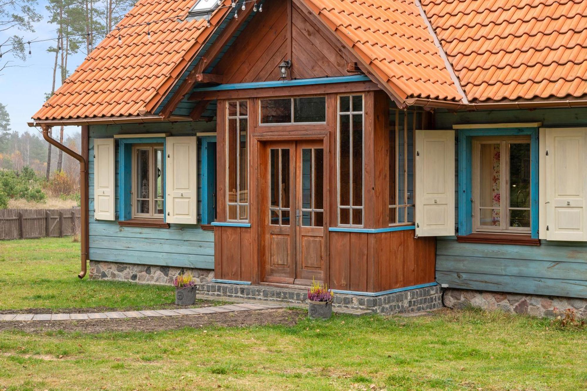 Lesny Dworek Sominy - Dom Z Sauna I Kominkiem Exterior photo