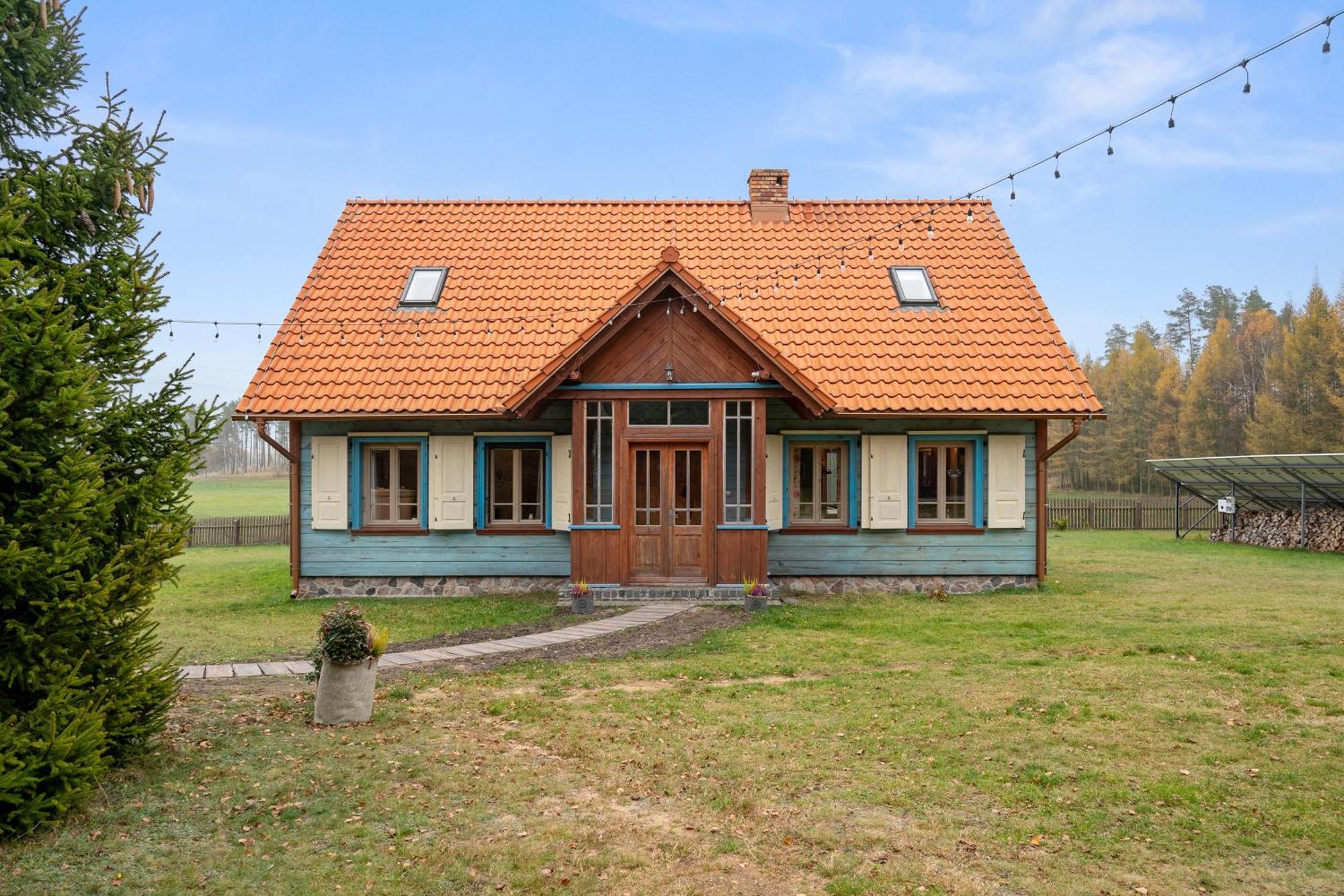 Lesny Dworek Sominy - Dom Z Sauna I Kominkiem Exterior photo